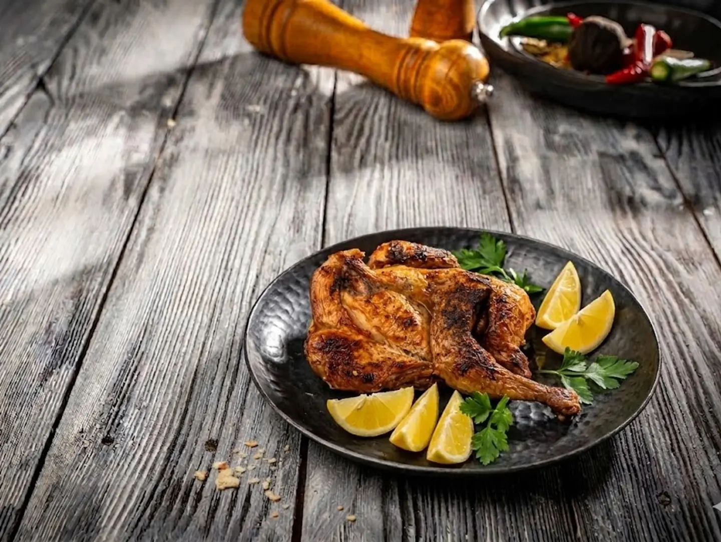 نصف دجاج مظبي سادة