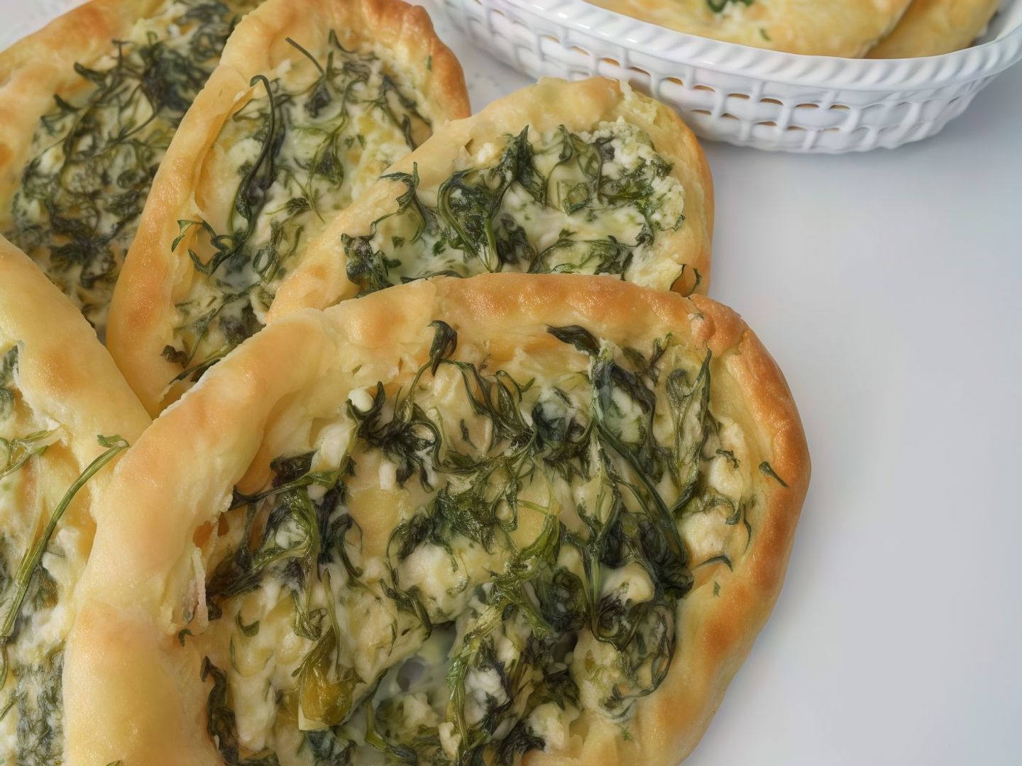 فطيرة سبانخ لبنة