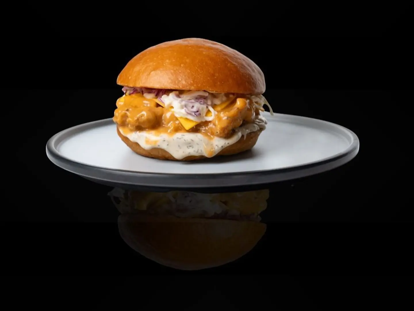 برجر دجاج ميبل سيراتشا