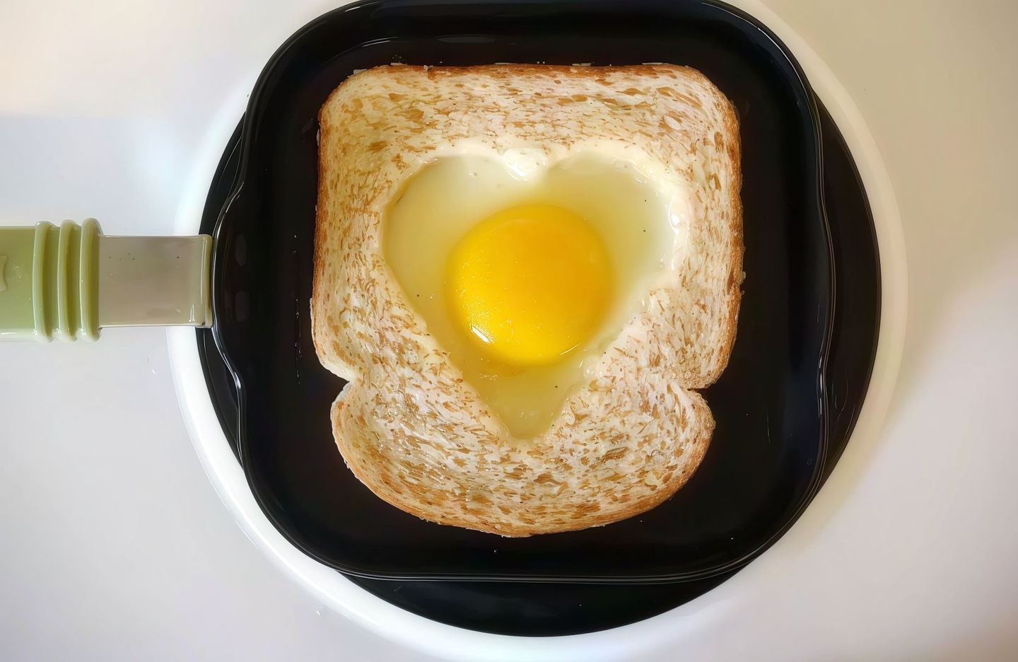Eggs Toast
