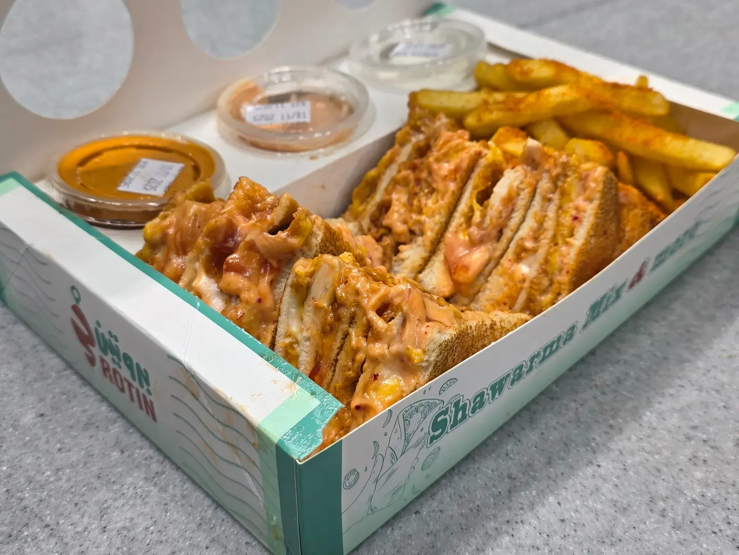 كلوب ساندوتش