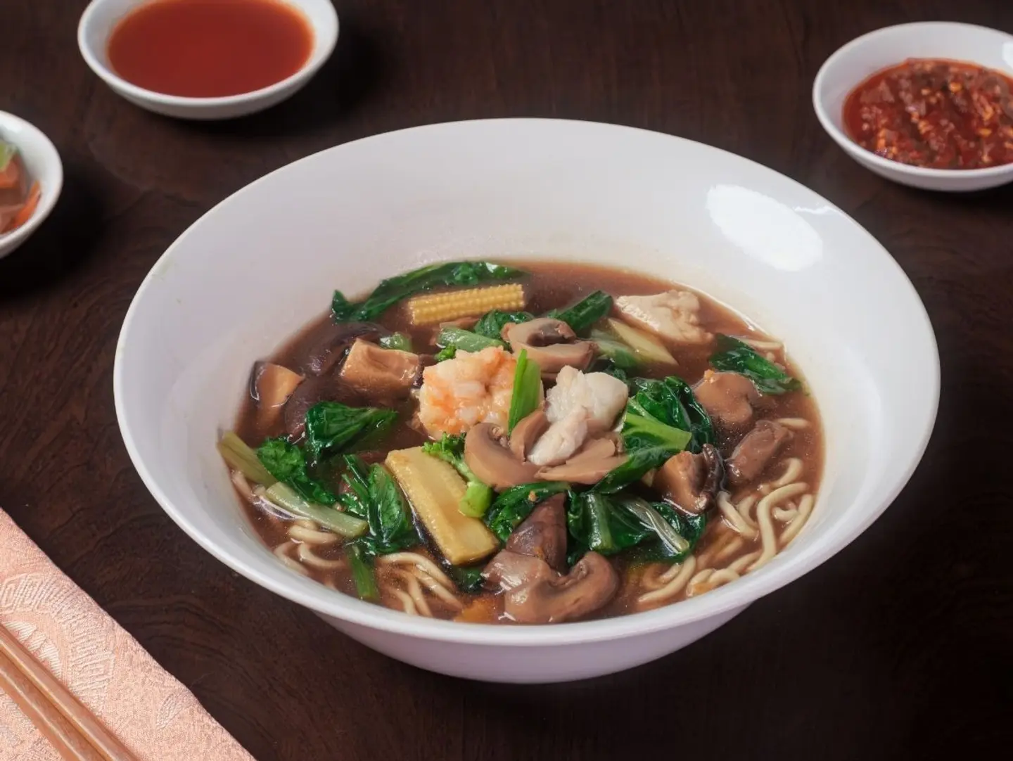 Mixed Seafoods Noodle Soup