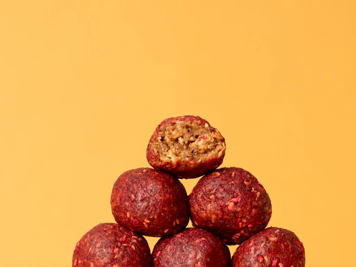 Berries And Almond Butter Bites (24 Pieces)