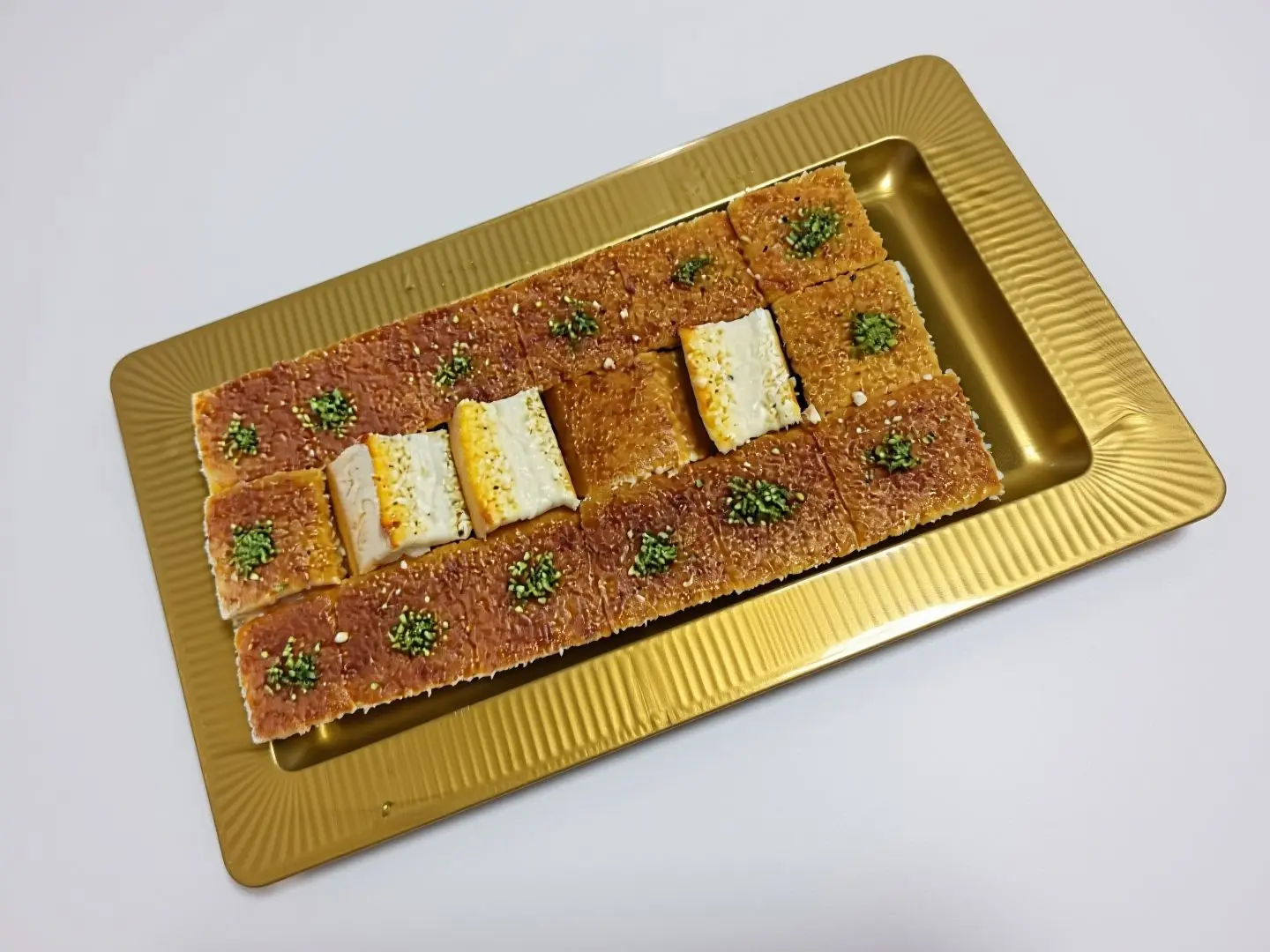 بسبوسة قشطة