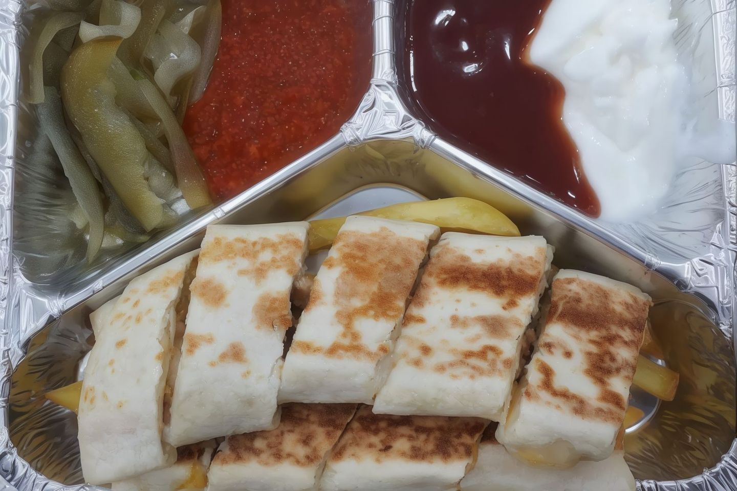 Small Arabic Plate With Cheese