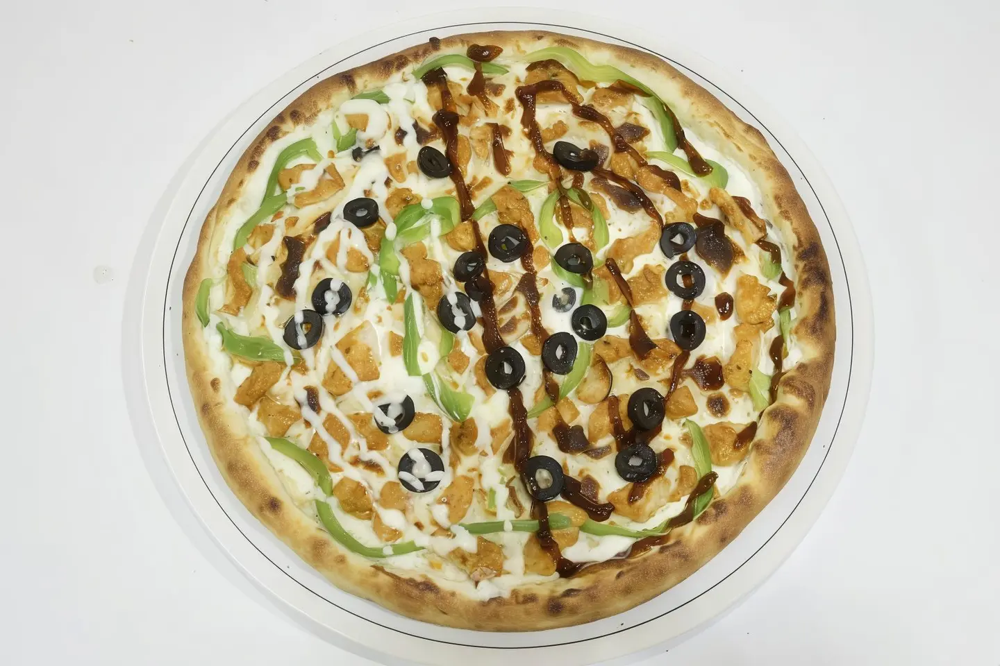 بيتزا دجاج مع الباربكيو