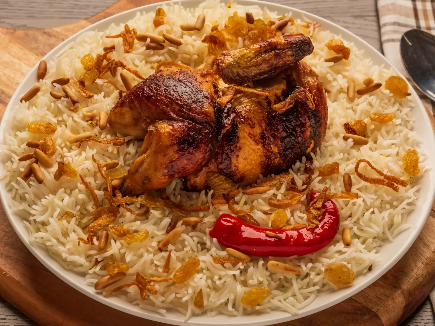 نص دجاج شوايه