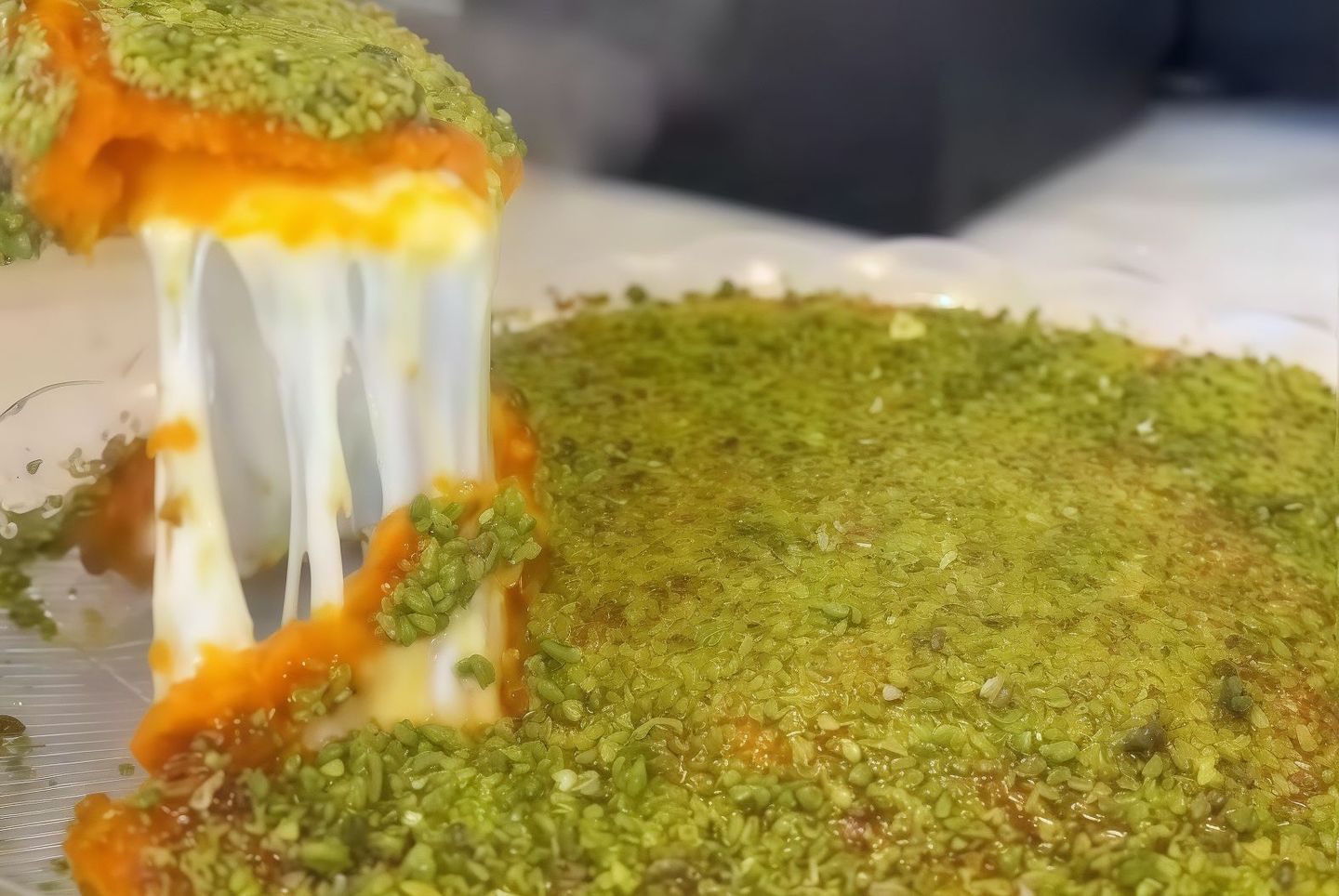 كنافة حارة بالجبنة النابلسية  - كبير