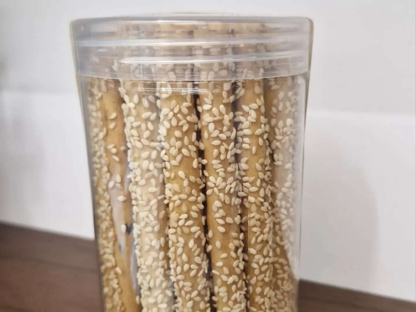 Sesame Rusk With Fennel Flower