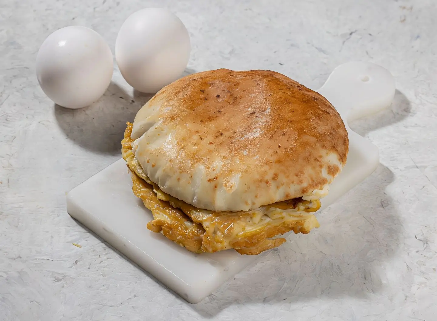 ساندويتش بيض مقلي