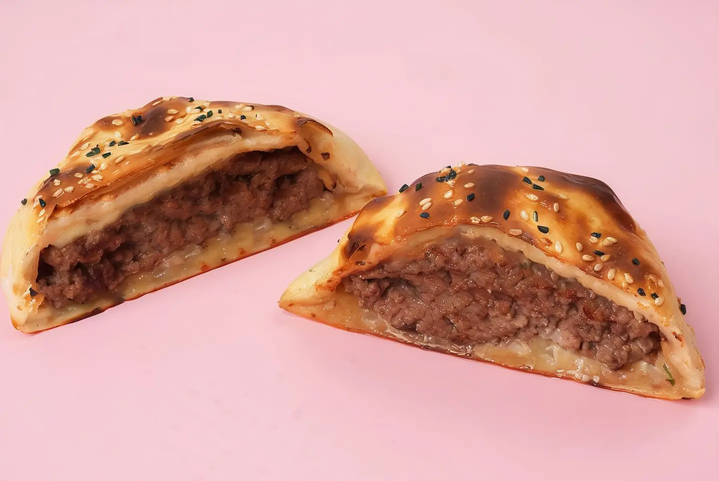 فطيره برجر لحم
