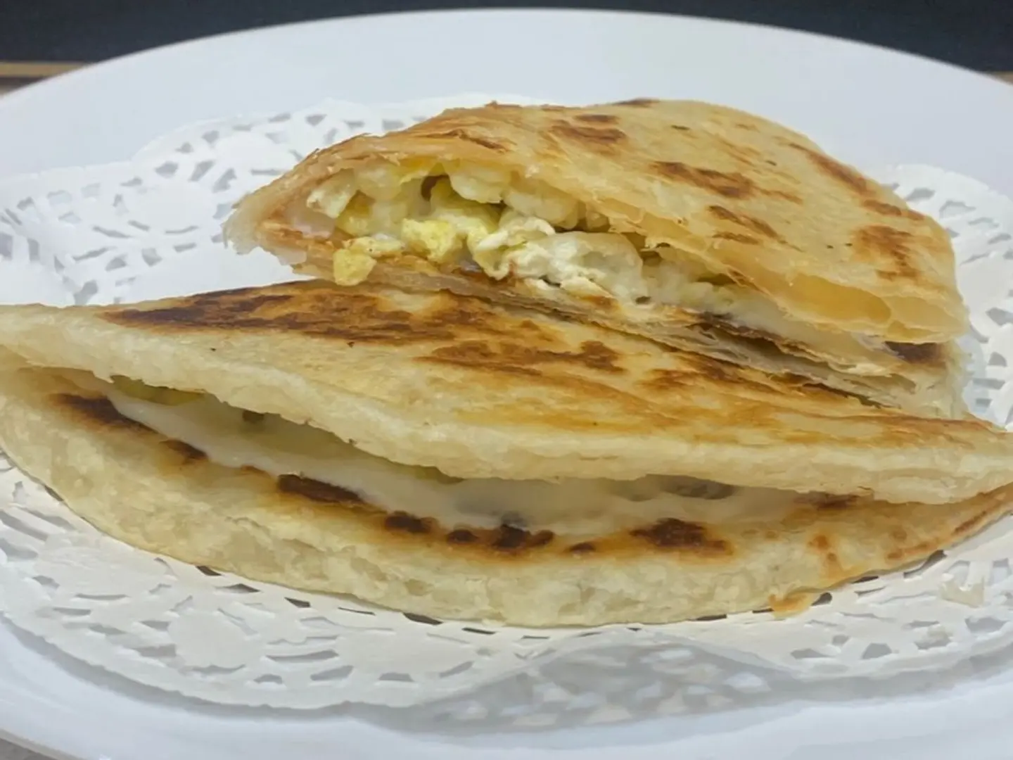 جباتي لبنة زعتر