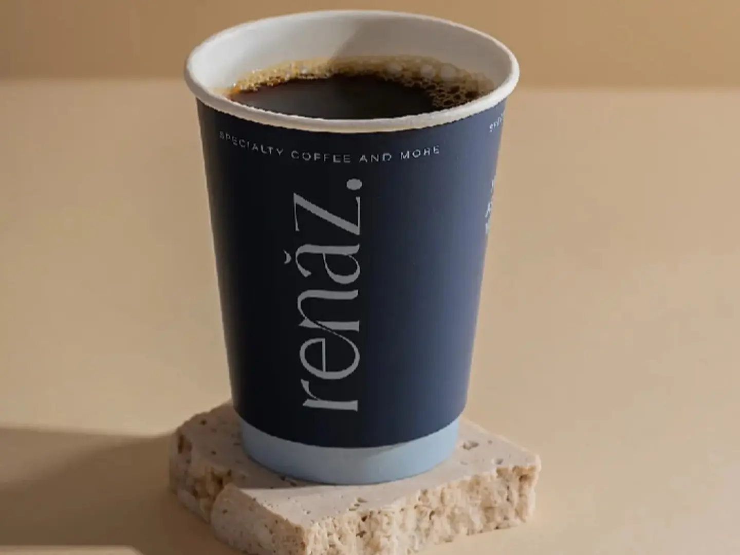 قهوة مقطرة حارة