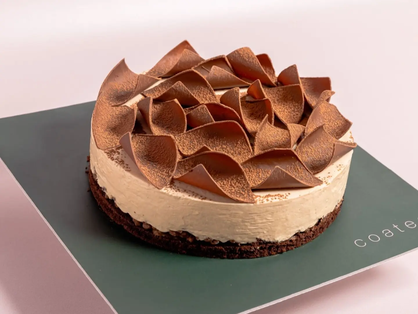 Chilling Cake