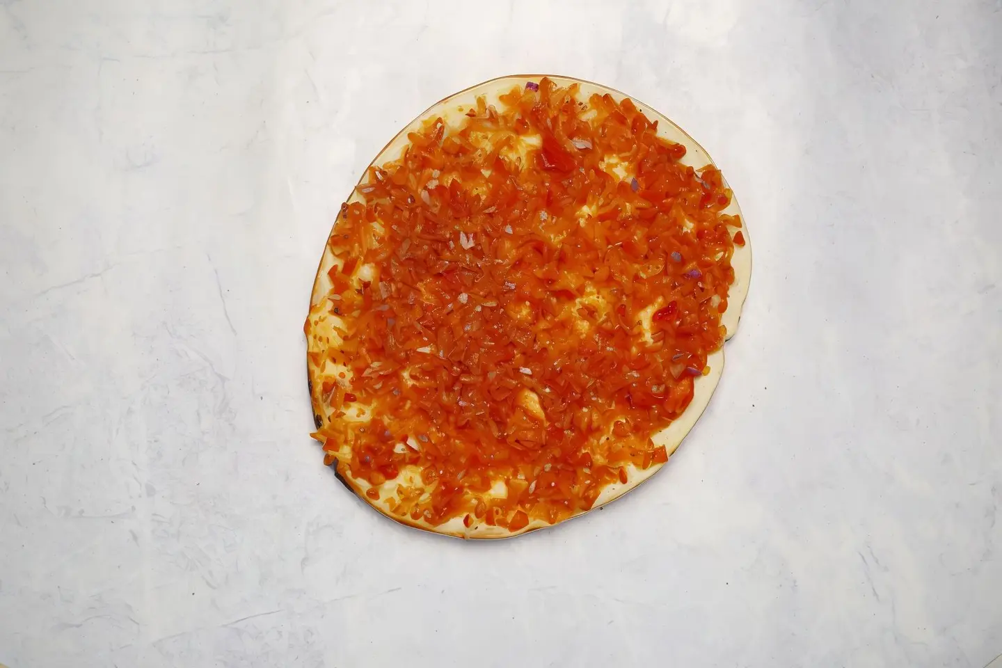 بندورة مع البصل والجبن