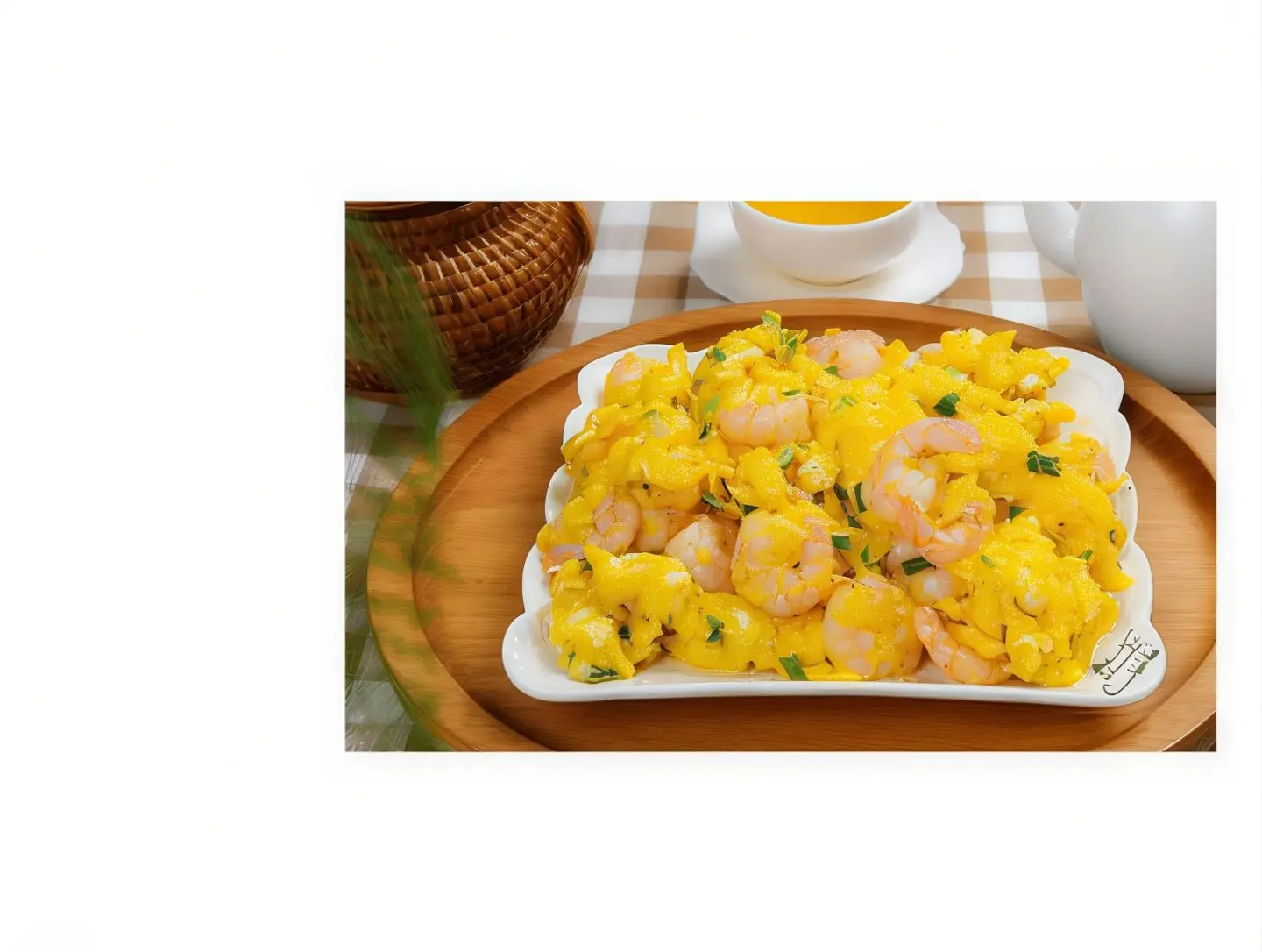 Fluffy Egg With Shrimp