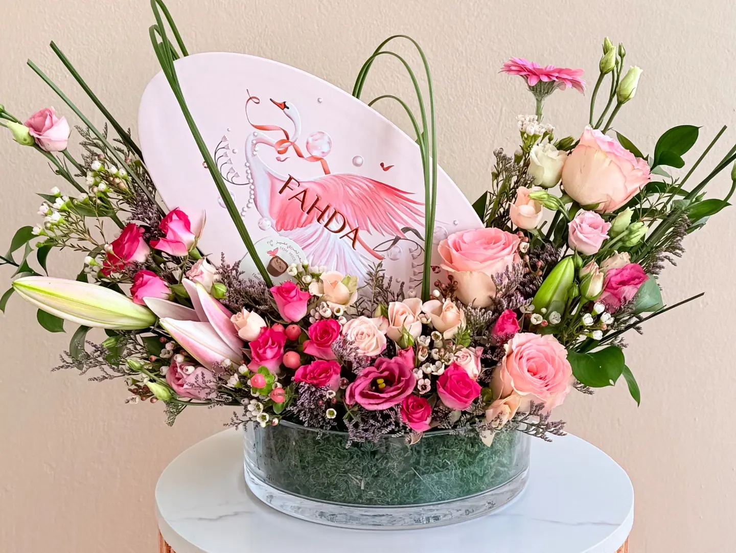 Fahda Chocolate Delicup With Flower Vase