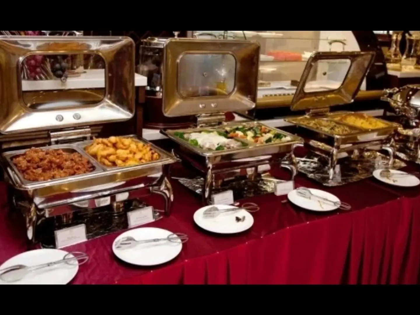 بوفيه مفتوح للإفطار