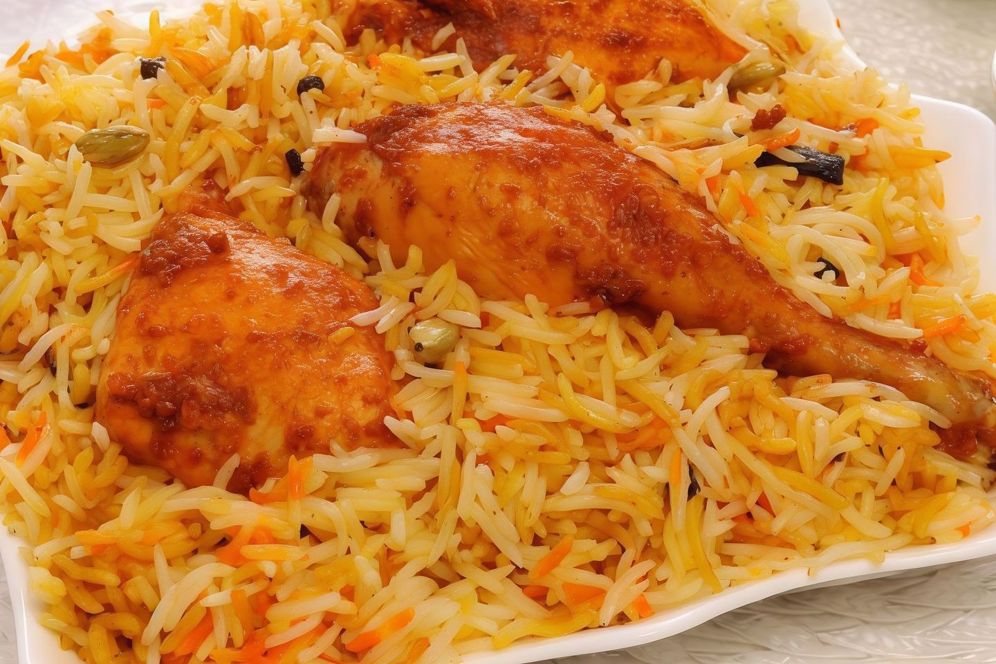 غوزي مع دجاج - ربع صدر
