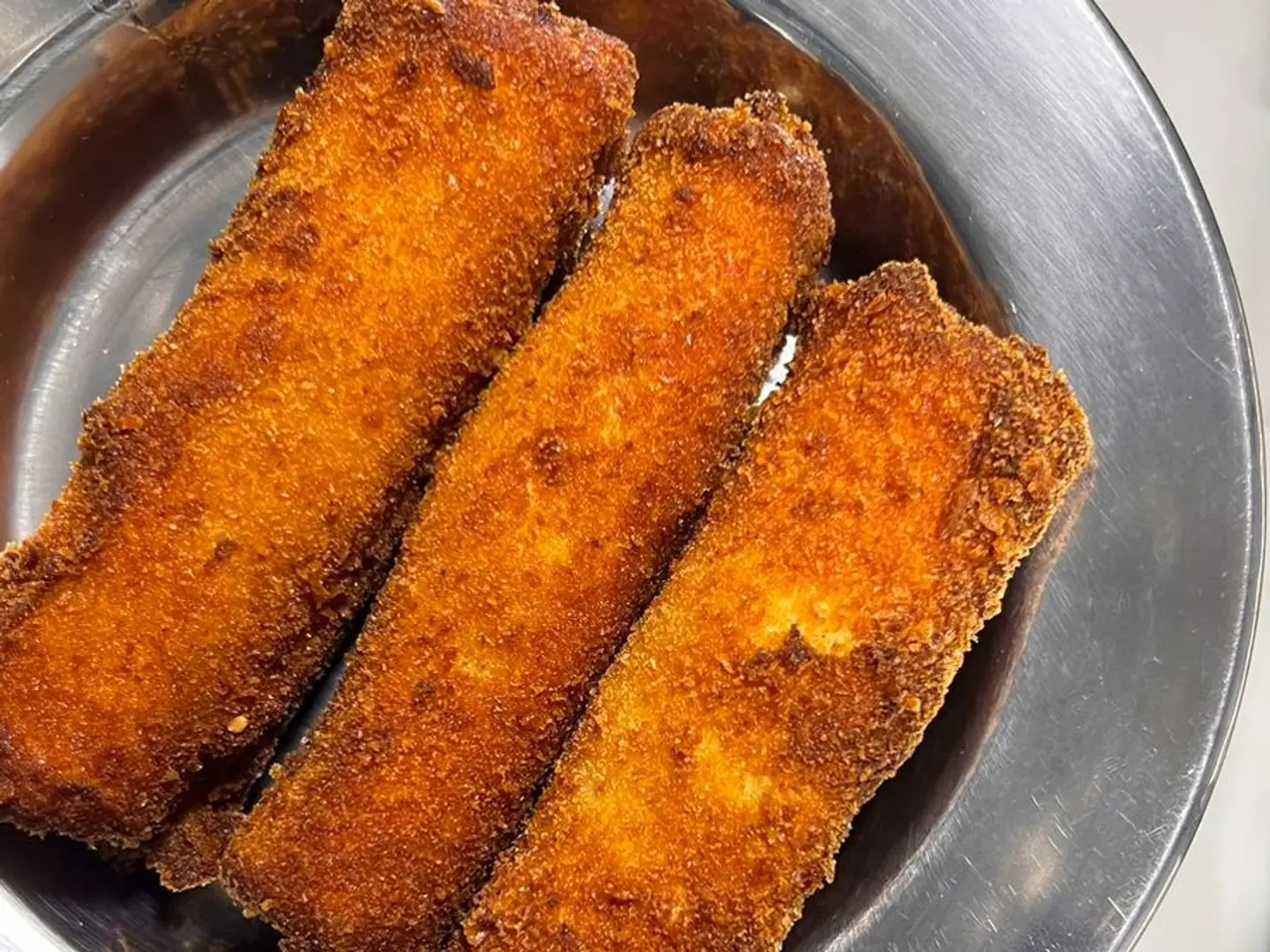 رولات التوست باللحم 10 حبات