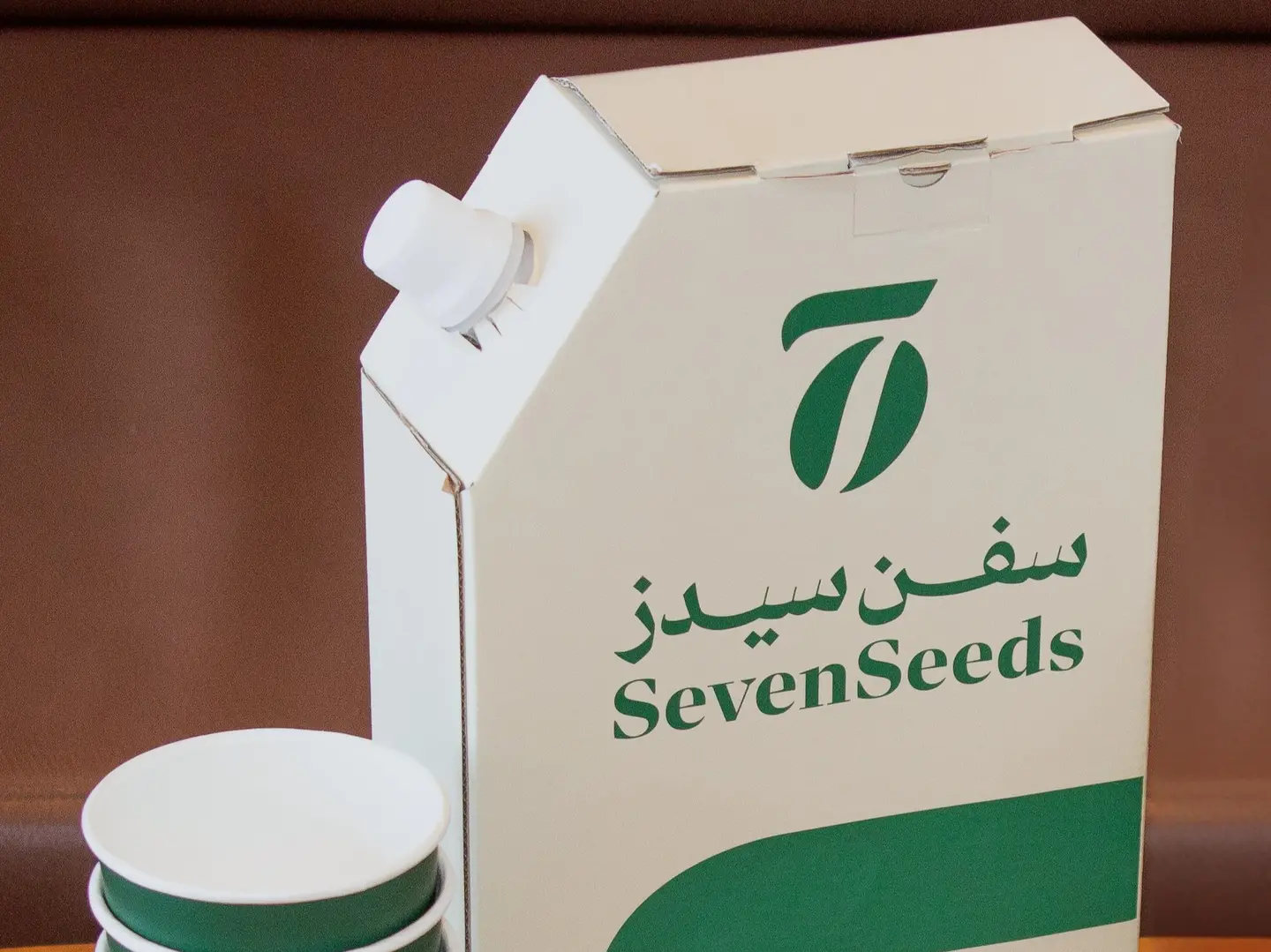 لتر قهوة اليوم مع نوعين حلى من اختيارك