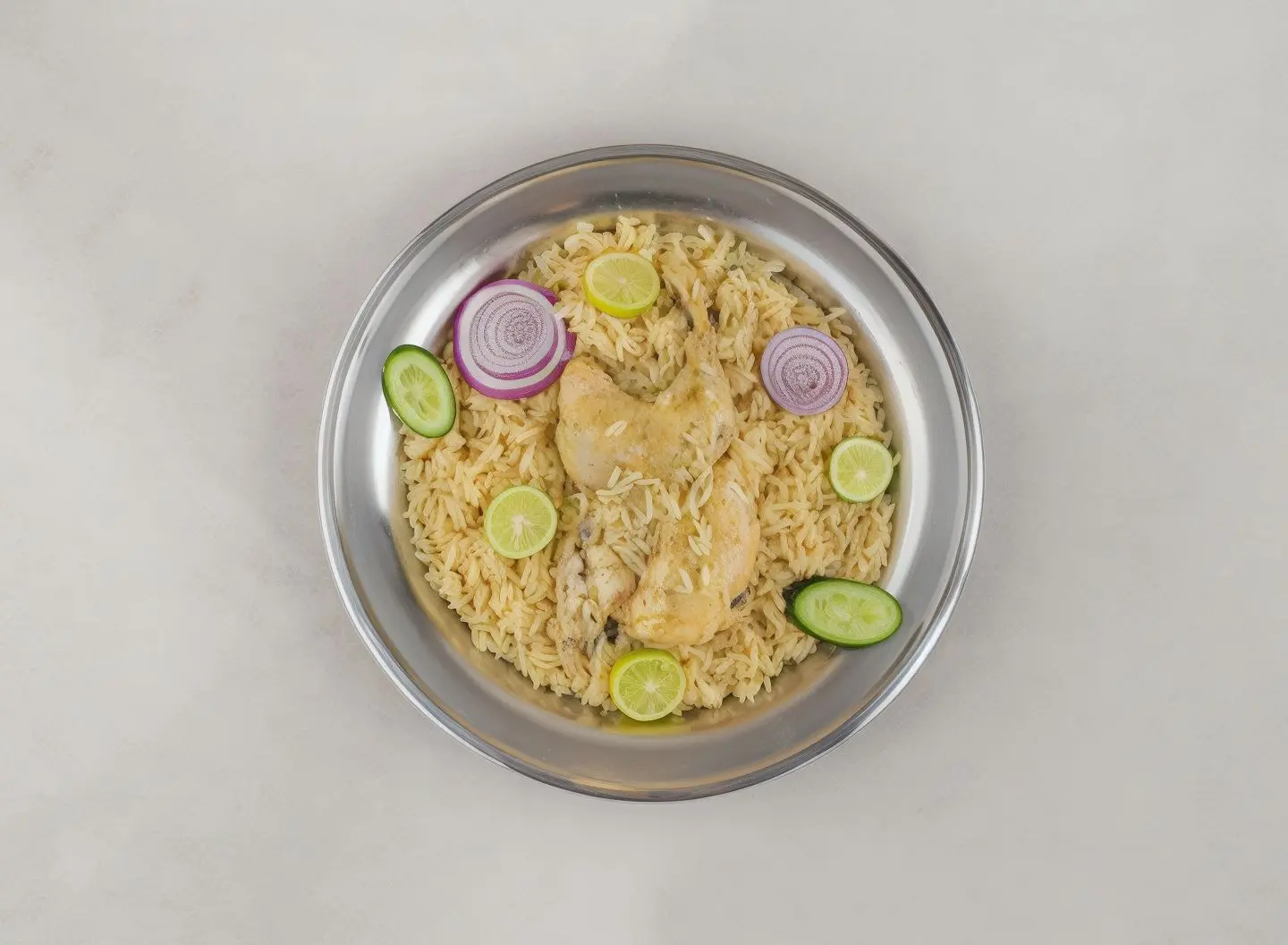 نصف حبة دجاج كبسة  - مزة