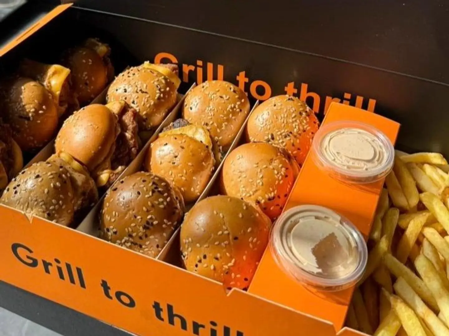 بوكس مني بايتس (١٢ قطعة)