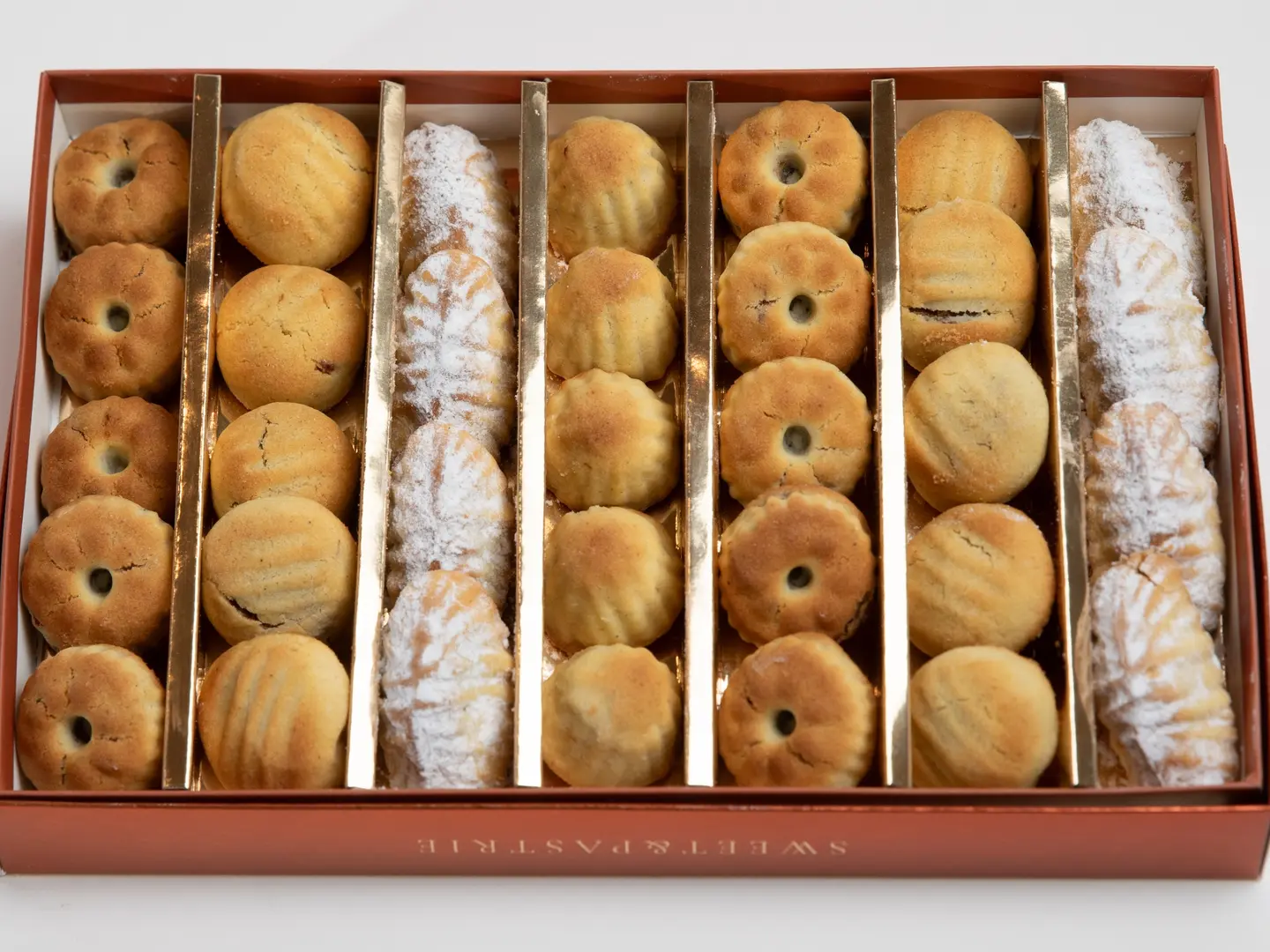 معمول فاخر كبير