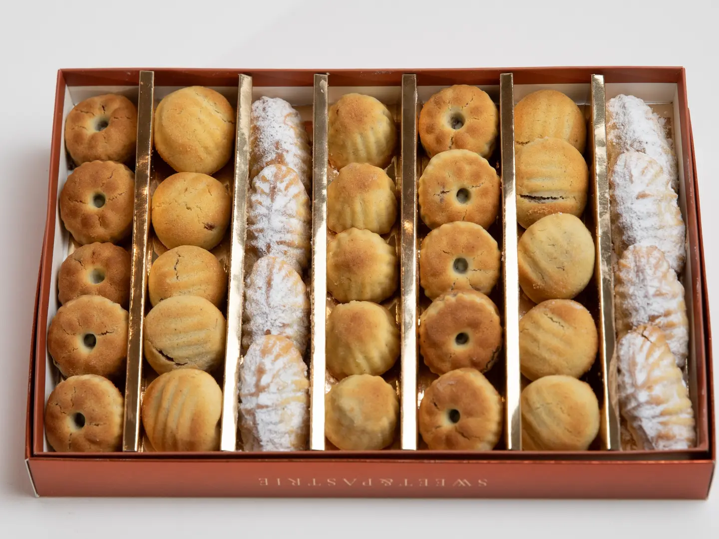 معمول فاخر (وسط)