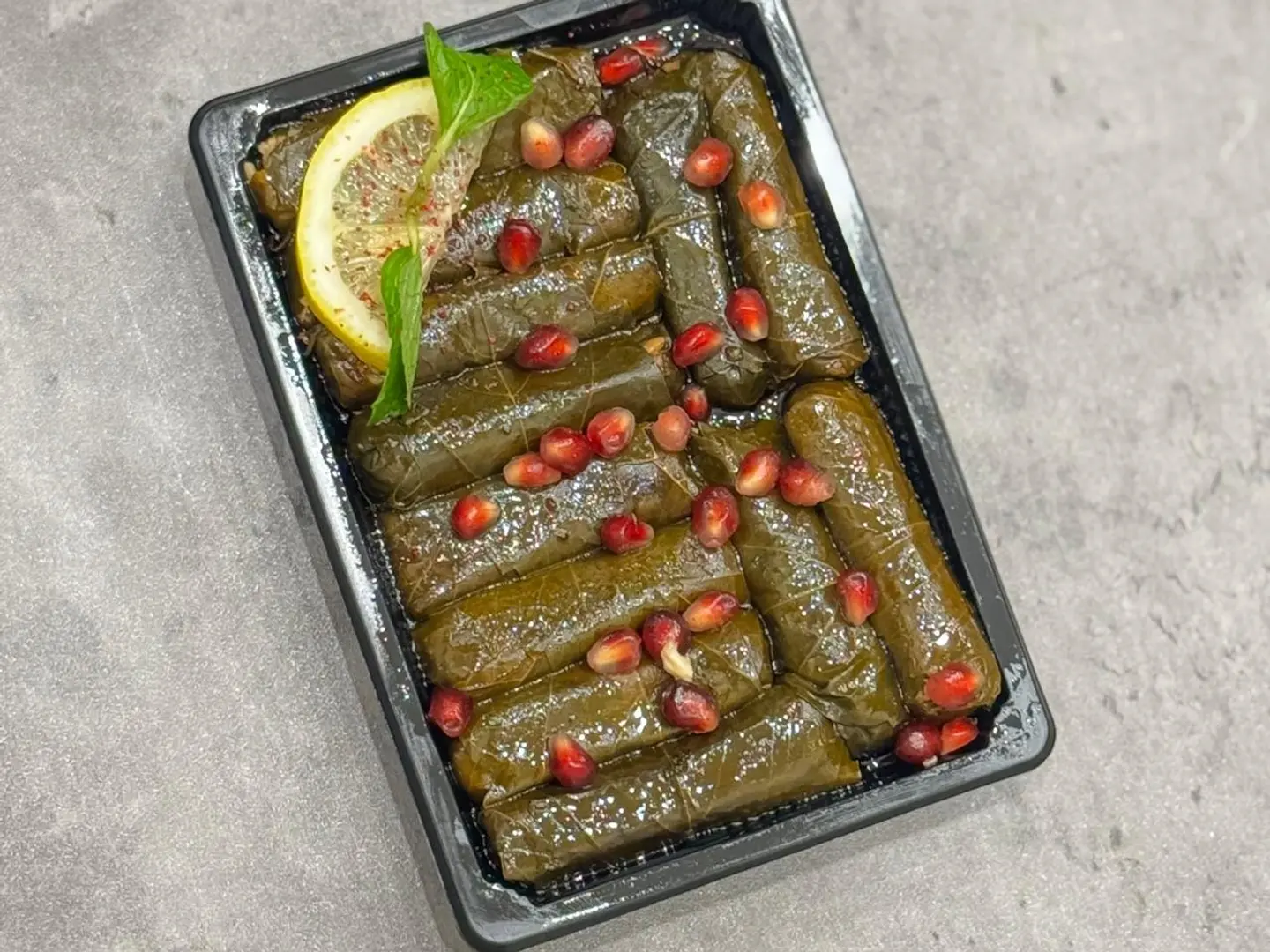 ورق عنب وسط