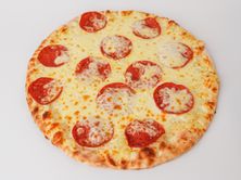 جبنة موزريلا مع بيروني