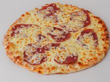 جبنة موزريلا مع بسطرمة