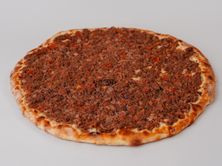 لحمة بعجين