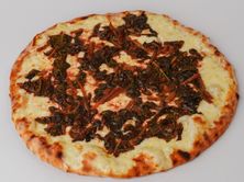 جبنة موزريلا مع سبانخ