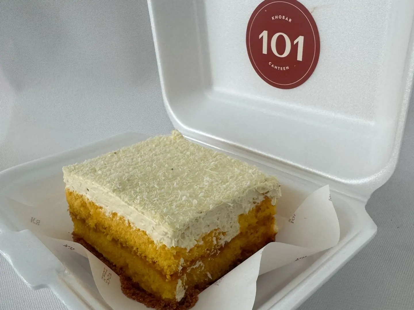 Coco Mango Cake