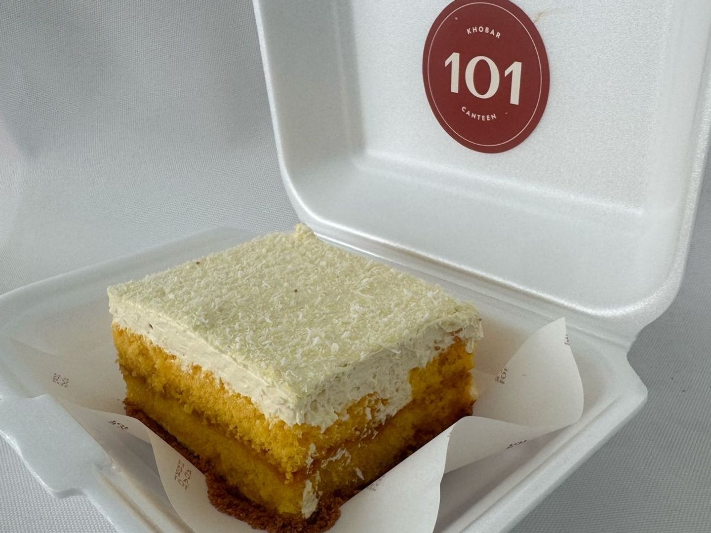 Coco Mango Cake