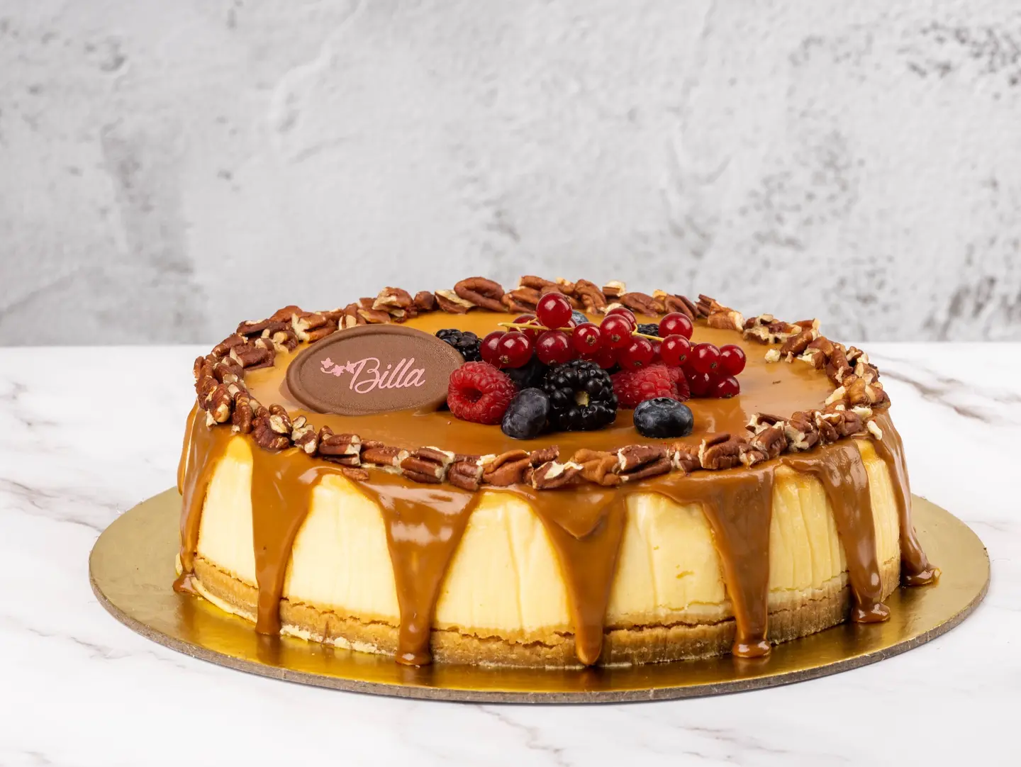 Caramel Pecan Cheesecake   Medium Size - Medium Size