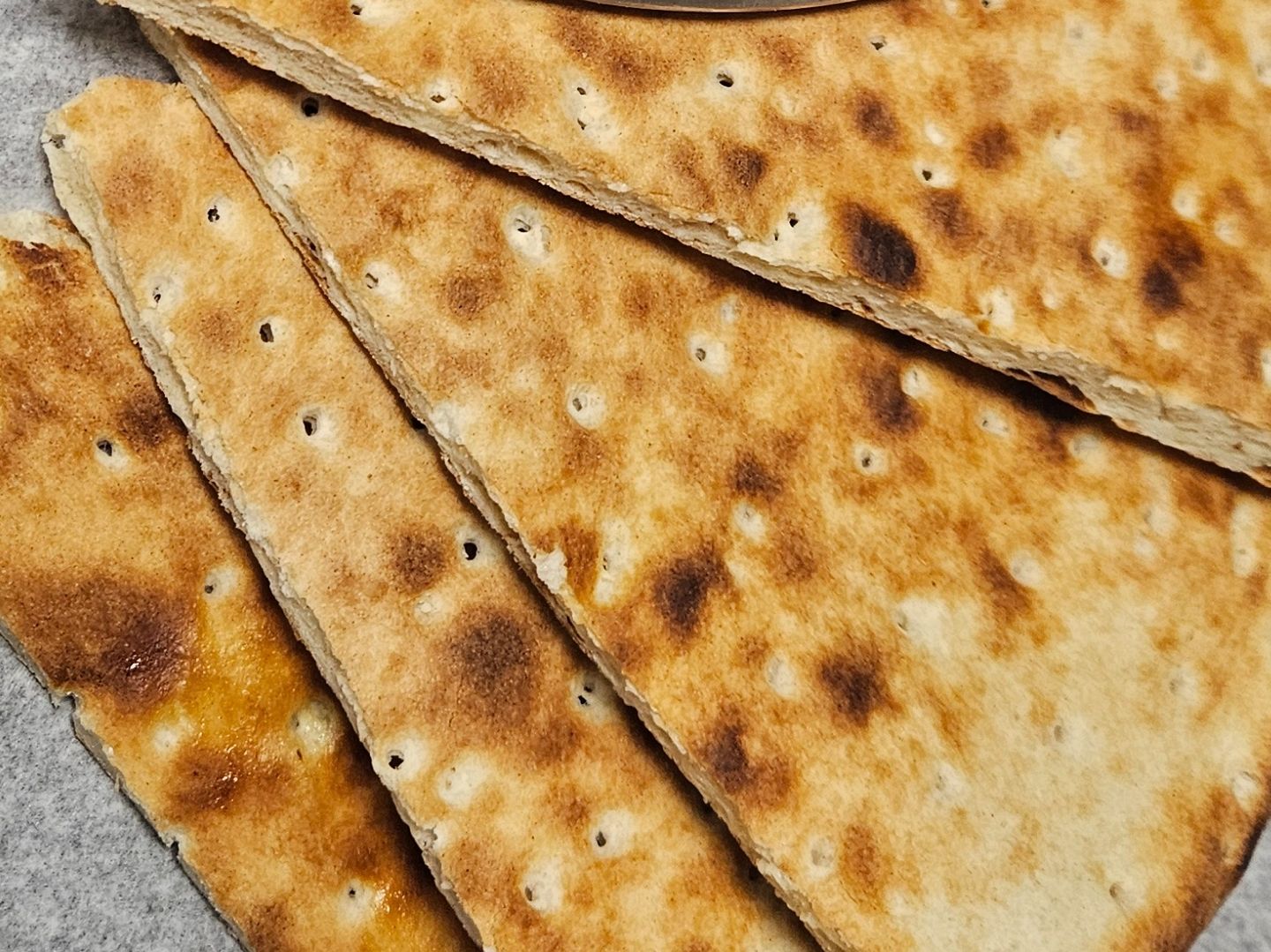 تميس بالجبنه الشيدر