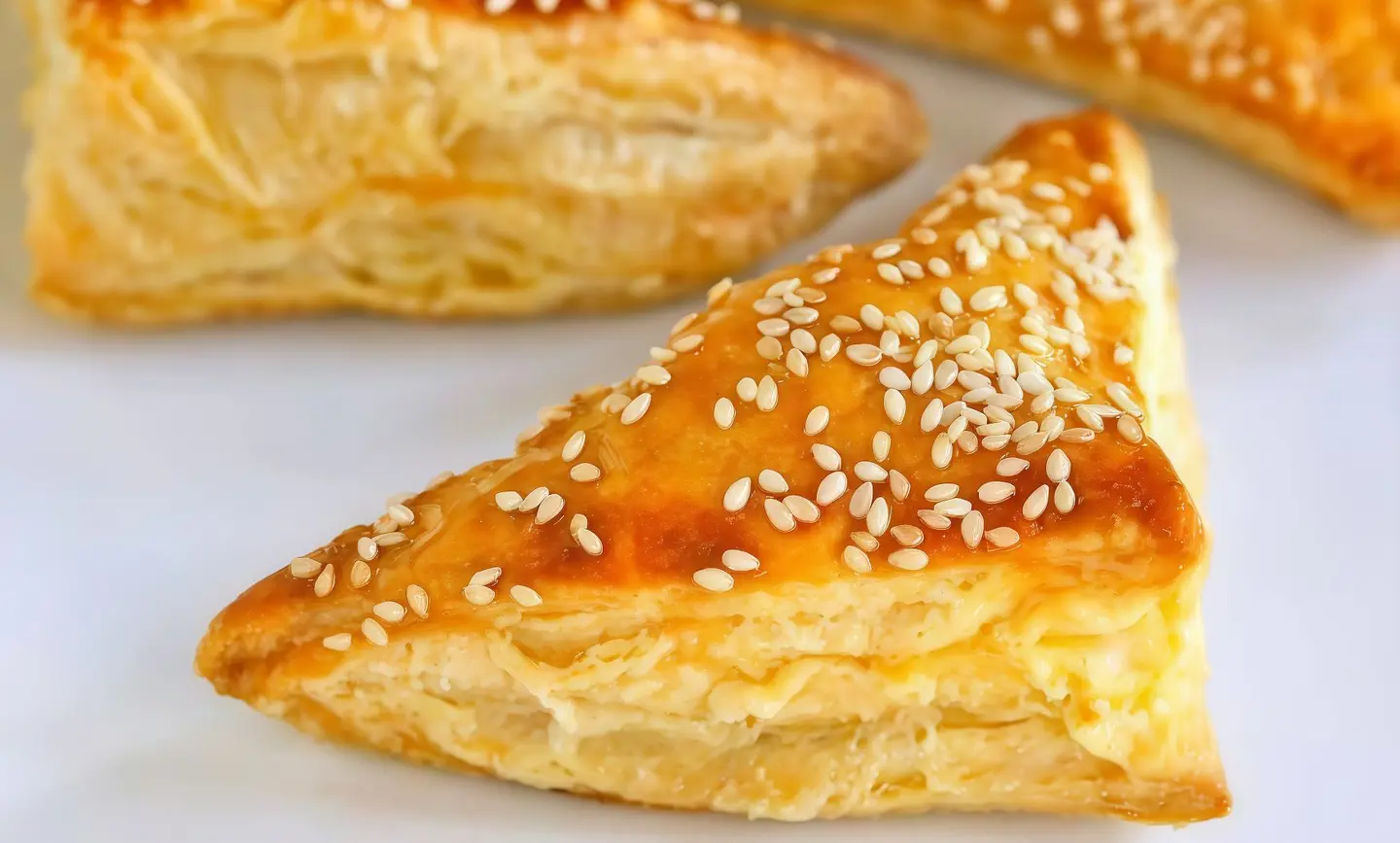 جبنة بالعسل فطيرة