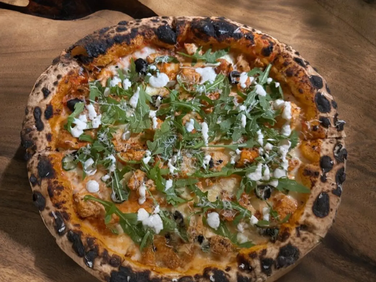 بيتزا دجاج مكسيكي