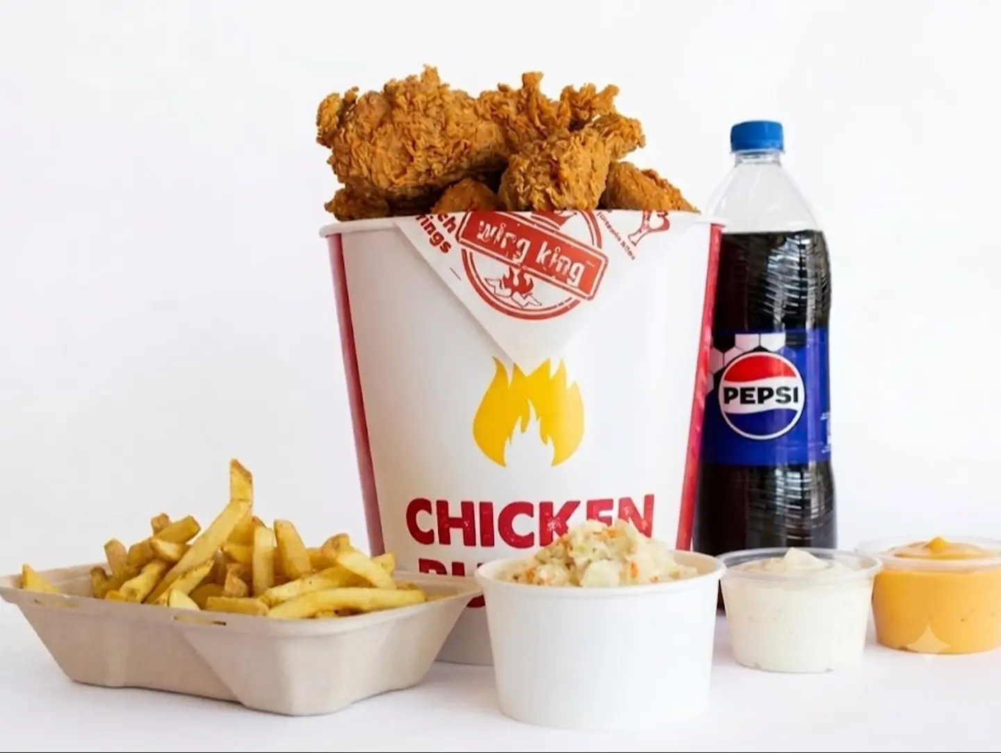 Family Bucket - Broasted + 12 Pic