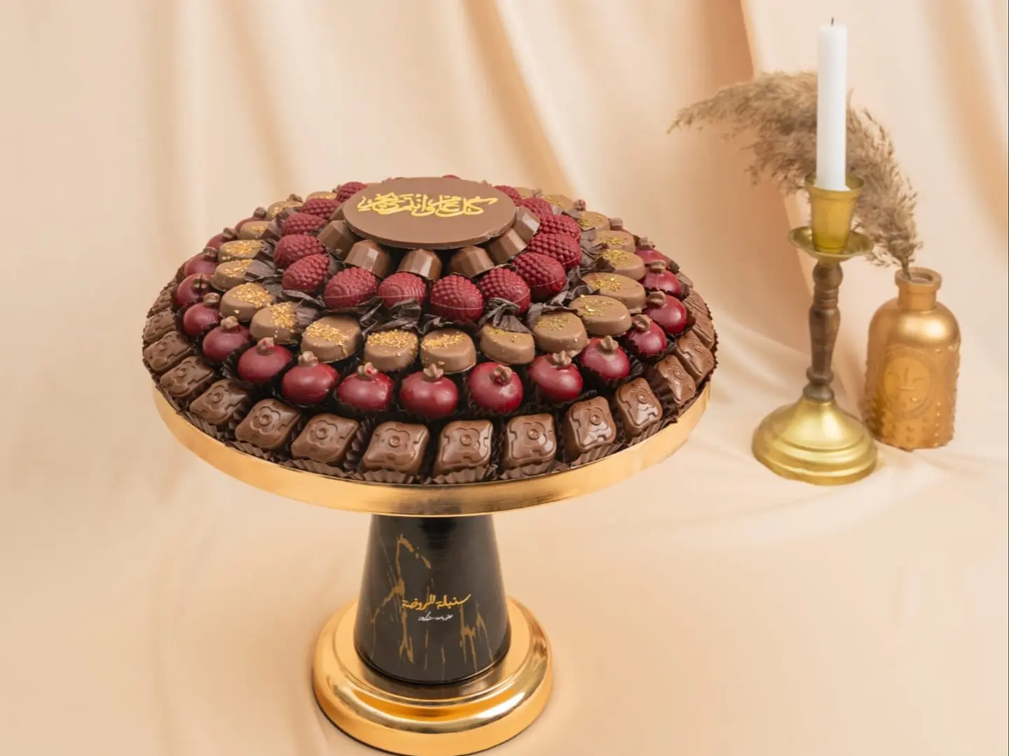 شوكلاتة بلجيكي فواكه طوفرية ذهبي