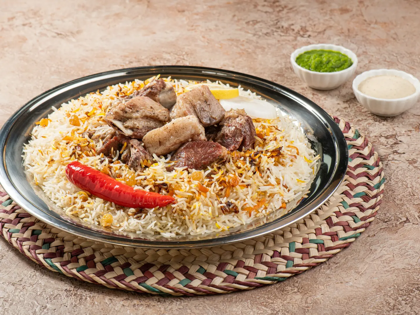 نفر لحم مكموت حاشي مع أرز