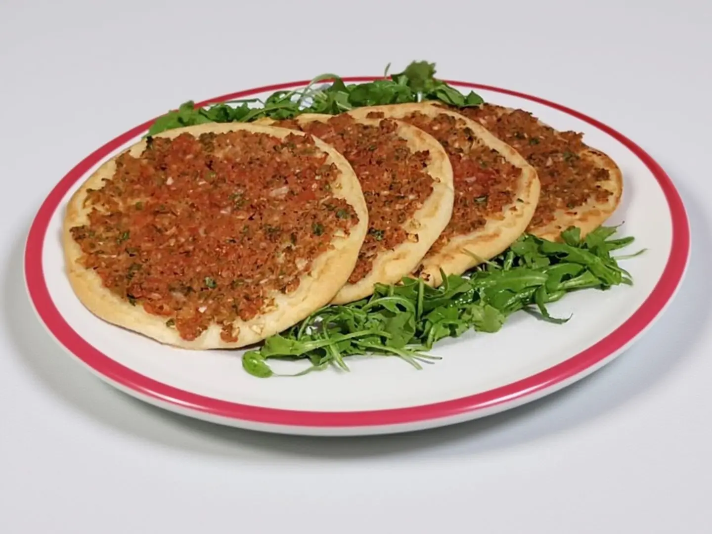 لحم بالعجین