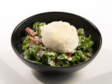 سلطة بوراتا