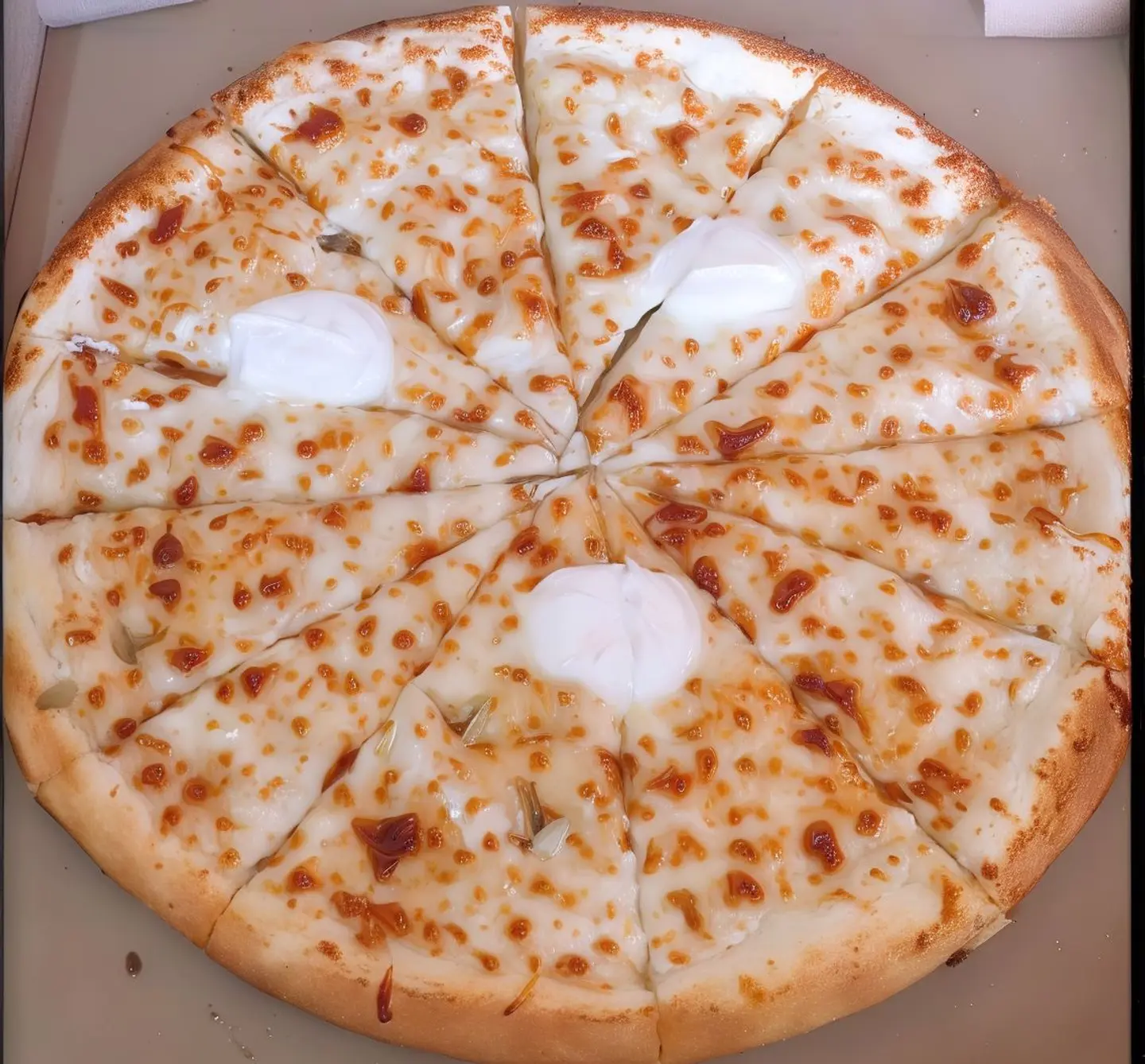 Labneh Pizza With Honey