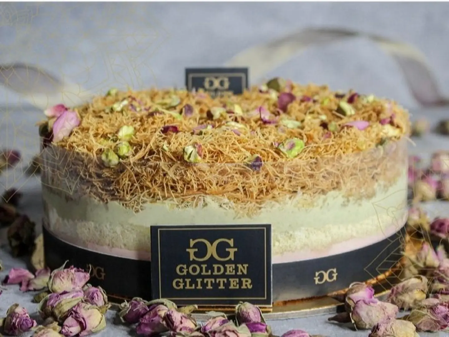 كنافة ورد وفستق