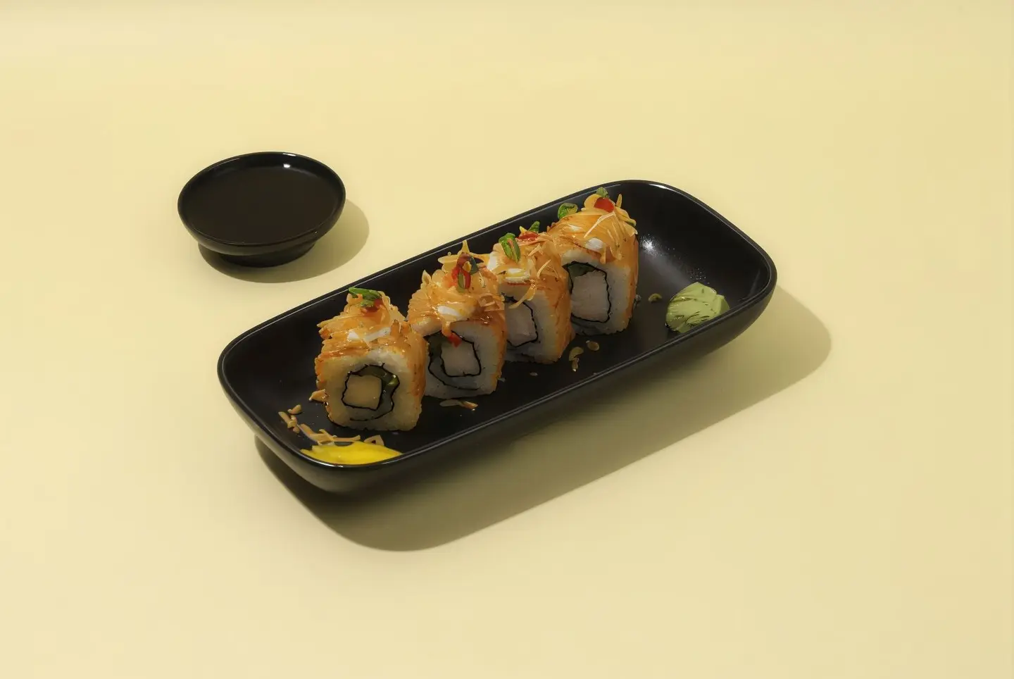 كرسبي سالمون رول