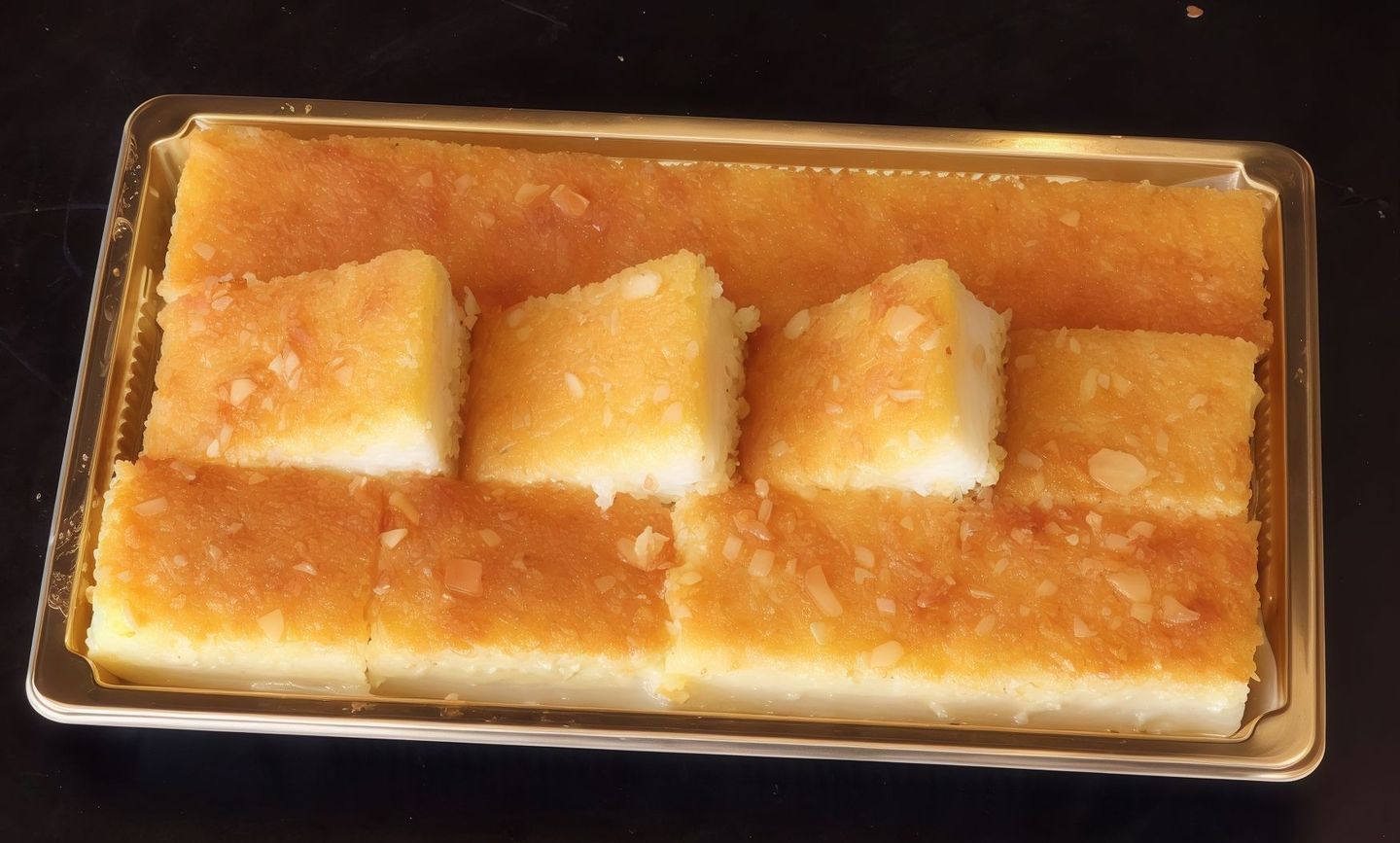 بسبوسة قشطة  - صغير