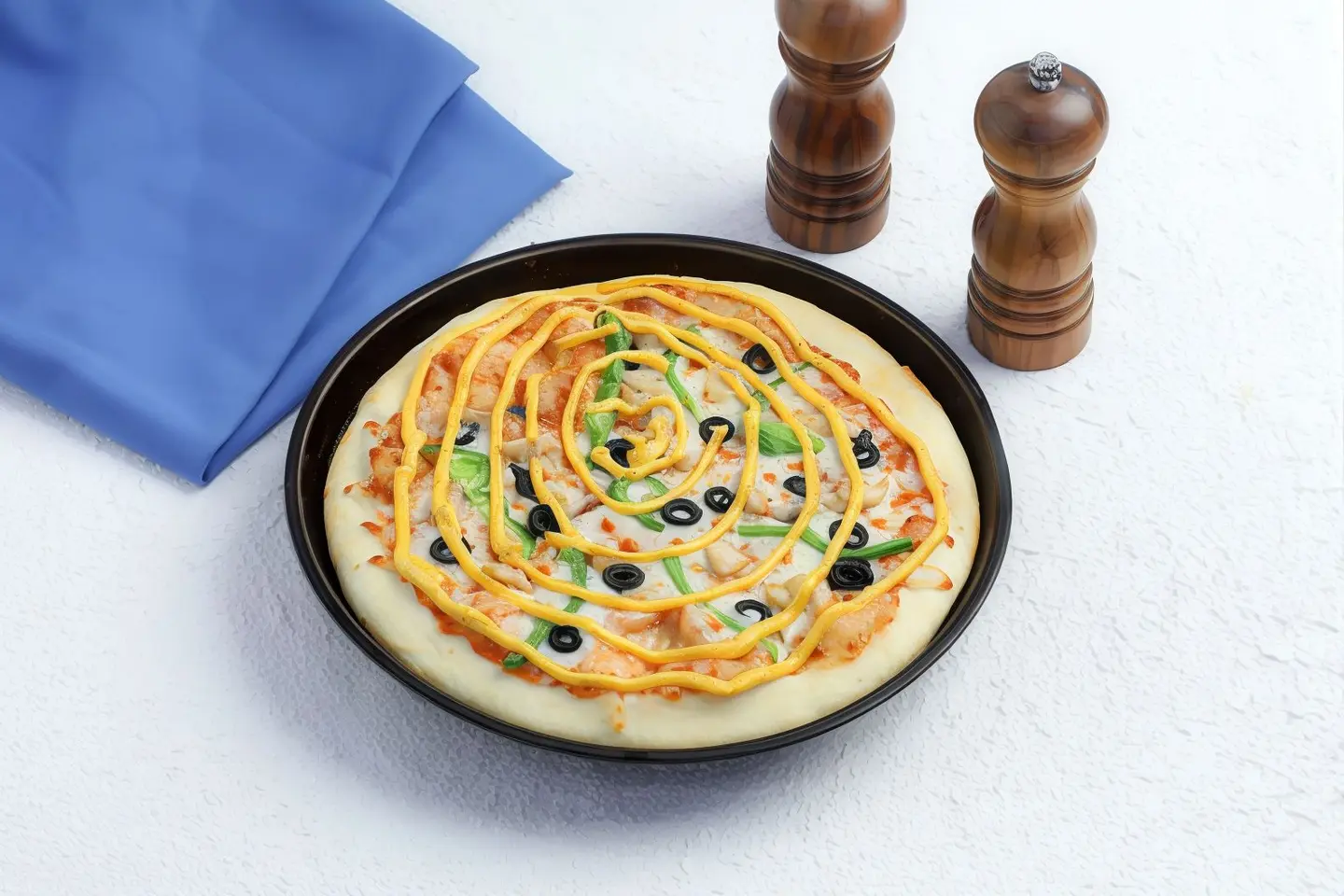 Medium Chicken Pizza
